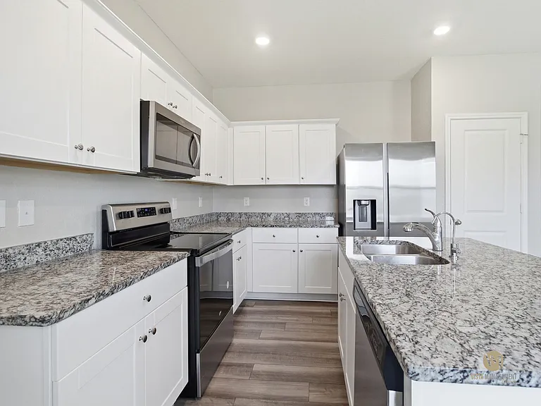 5625 Pearl Mdw — Photo 9