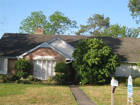 4th image of 702 Quaker Dr