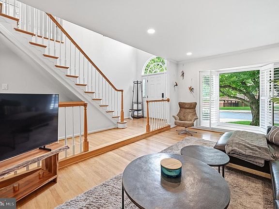 5th image of 12101 Gatewater Dr