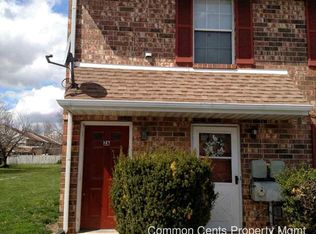 2 Deen St, New Castle, DE 19720