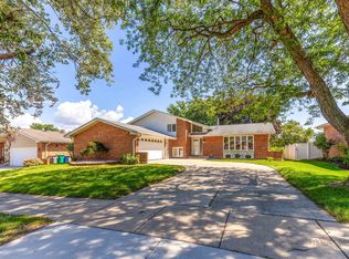 14739 Maple Ave, Orland Park, IL 60462