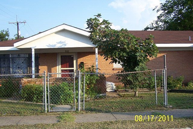 1st image of 512 Arenz St