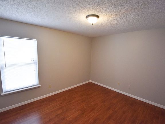5th image of 9633 N Blowing Rock Cir