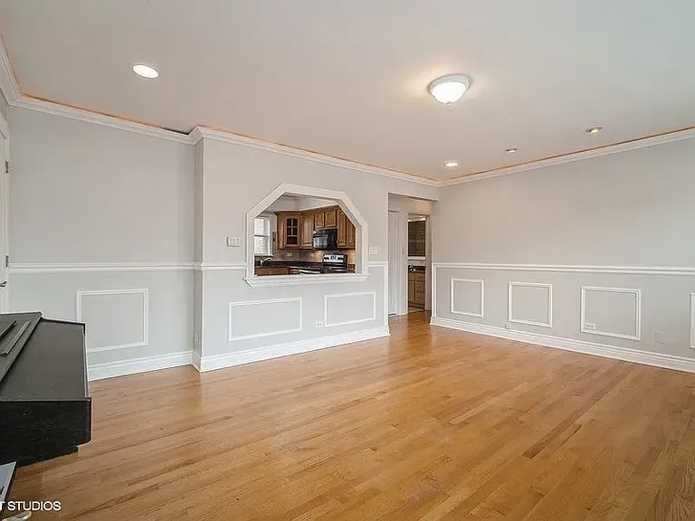 8610 W Summerdale Ave #3N — Photo 4