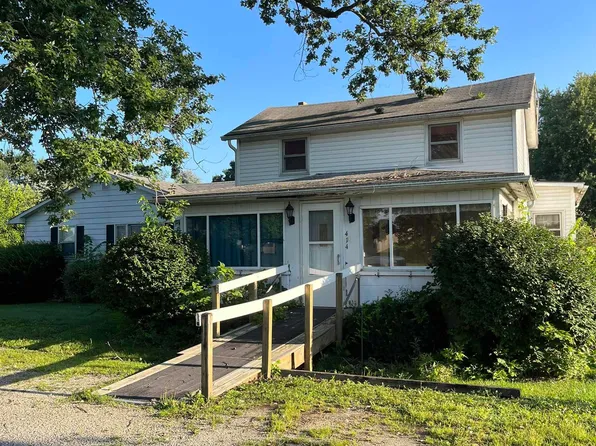 414 W Broadway St, Etna Green, IN 46524