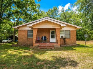 771 W 6th St, Rusk, TX 75785