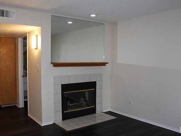 2nd image of 2600 Brookside Dr APT 128