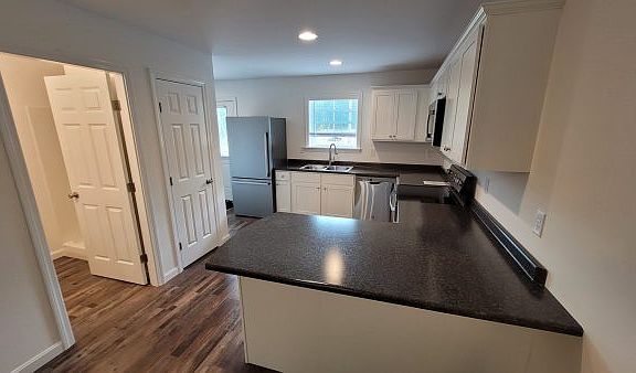 4th image of 148 Mayo Rd #46