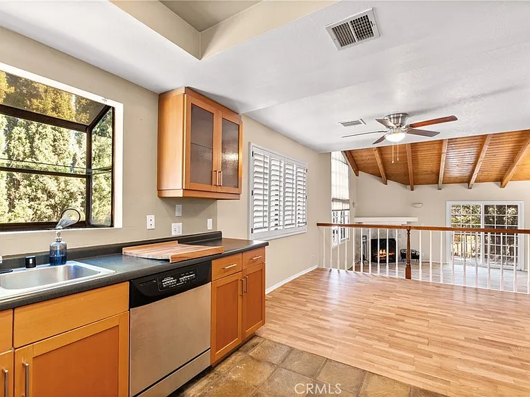 23586 Ehlers Dr — Photo 12
