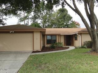 11062 Steeding Horse Dr, Jacksonville, FL 32257