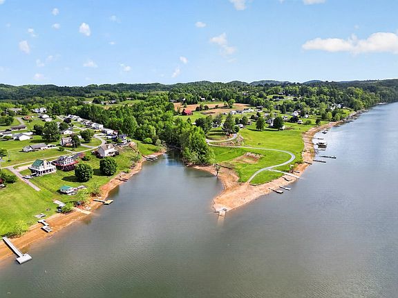 2nd image of 21658 Lakeshore Dr