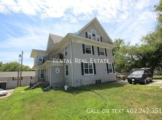 4529 Holdrege St #4, Lincoln, NE 68503