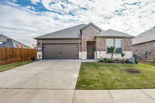 3208 Brady Starr Dr Photo 1