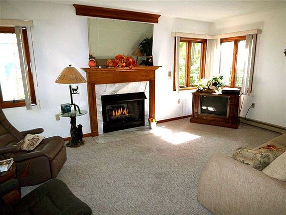 Large sunny living room is inviting.