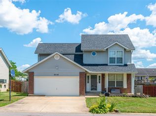 2318 Bay Dr, Imperial, MO 63052