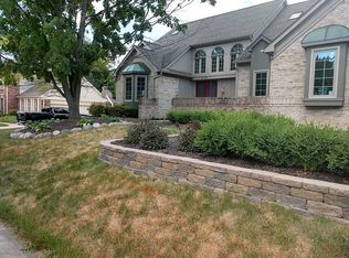 1008 Glenhill Dr, Northville, MI