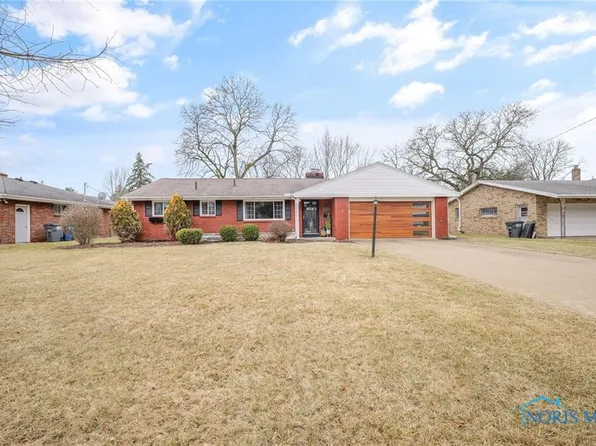 2262 Belvedere Dr, Toledo, OH 43614