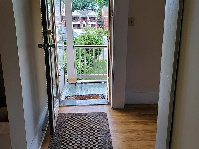 Walnut Ave SW — Photo 9