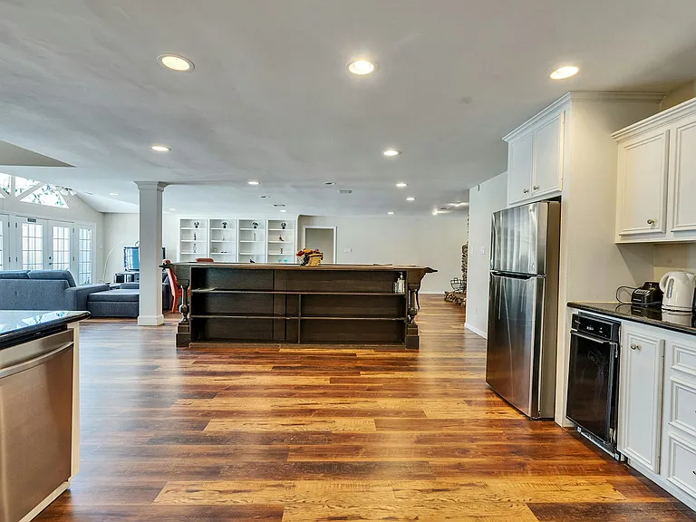 8402 Matthews Ln #1 — Photo 74