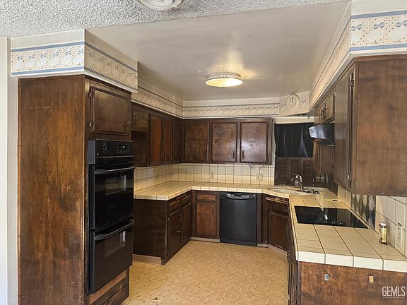 5th image of 3509 McCourry St