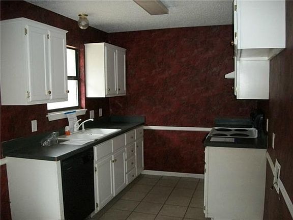 2nd image of 335 Town East Dr