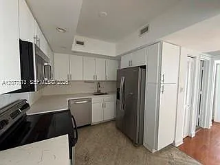 5600 Condo — Photo 3