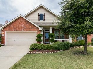 1616 Luckenbach Dr, Forney, TX 75126