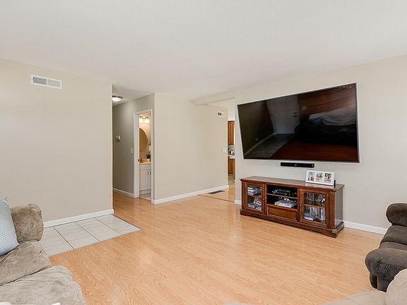 3rd image of 6882 Ivegill Ct