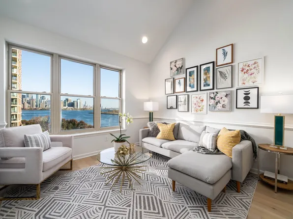 15 Warren St APT 409, Jersey City, NJ 07302