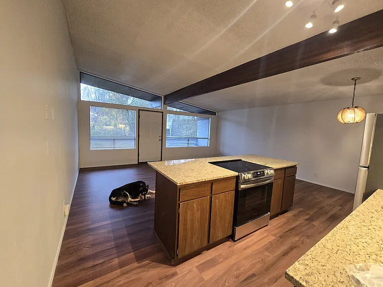 17617 Linden Ave N #0 — Photo 2
