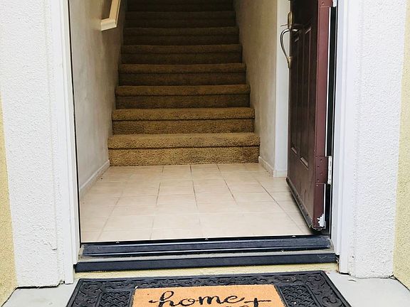 3rd image of 27488 Viridian St Unit 1