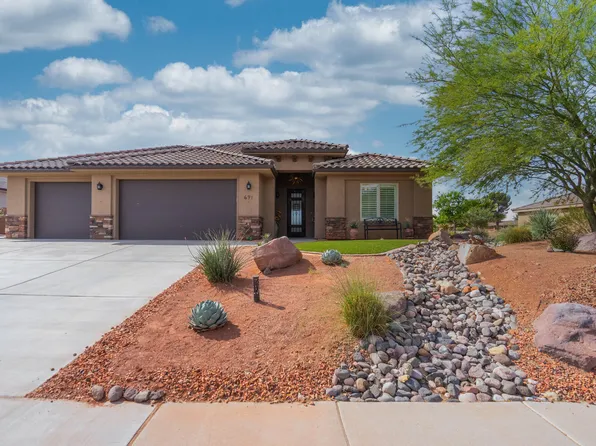 691 W Fairway Dr, Washington, UT 84780