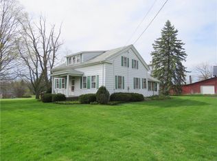2640 Penfield Rd, Fairport, NY 14450