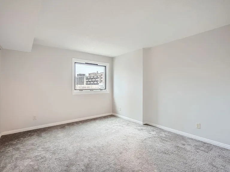 66 9th St #1305 — Photo 7