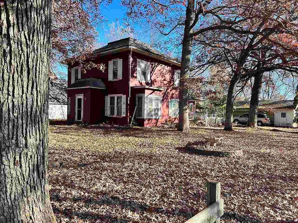 321 2nd St S, Coggon, IA 52218 Zillow