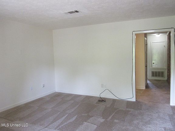 4th image of 1625 Saint Mary St APT 7