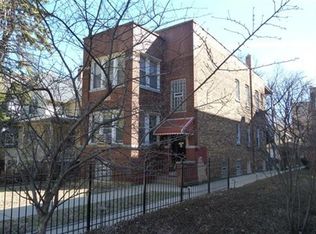 1845 W Greenleaf Ave, Chicago, IL 60626