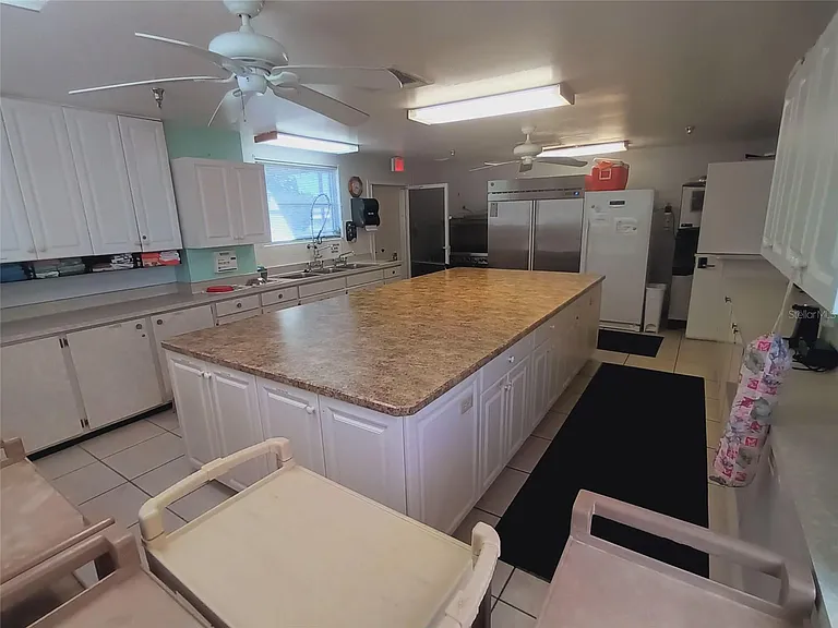 5221 Beechmont Ave — Photo 73