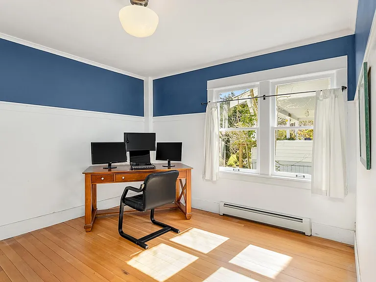5671 Ward Ave NE — Photo 16