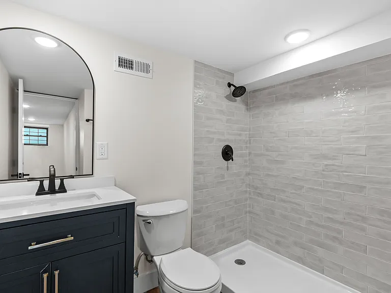 3418 Michigan Ave — Photo 15