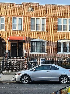 1st image of 327 Midwood St