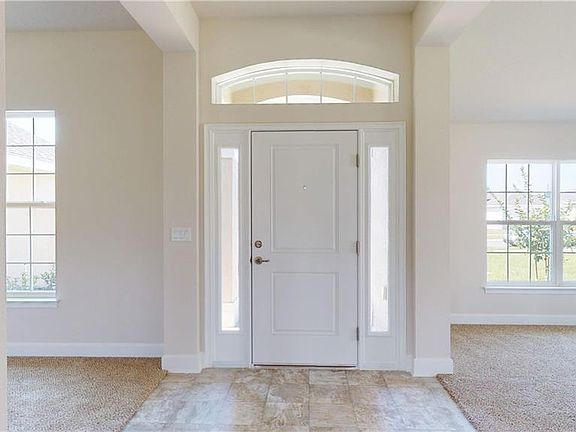 3rd image of 7729 Sloewood Dr