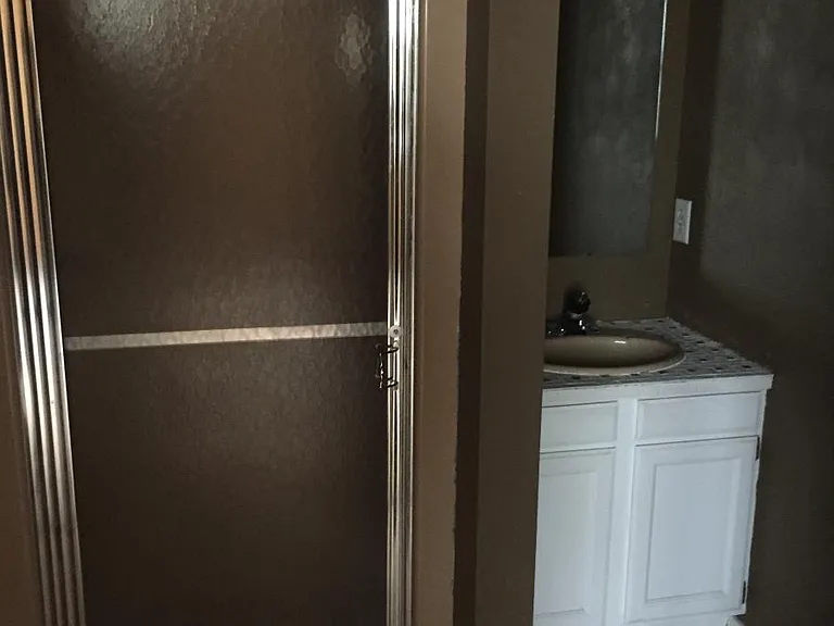 536 N Rutgers St — Photo 13