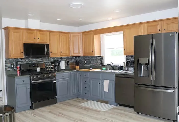 65 Fenn Farm Ln — Photo 2