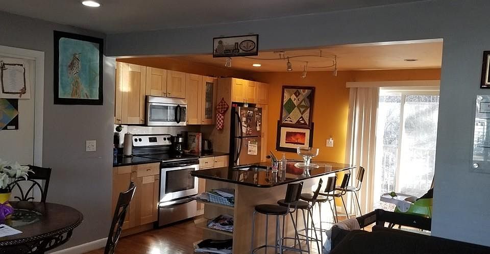1st image of 44 Nelson Dr #B