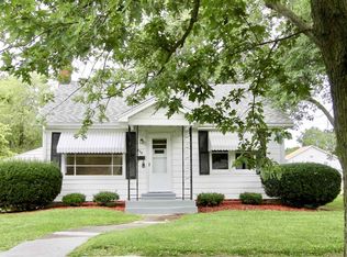 439 S 6th St, Auburn, IL 62615