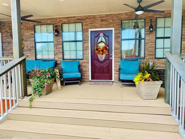 17215 Cheyenne St, Baytown, TX 77523