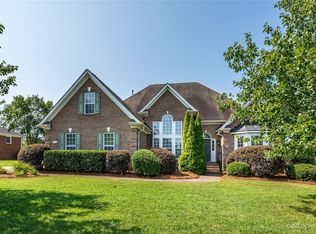 2237 Stallings Rd, Harrisburg, NC 28075