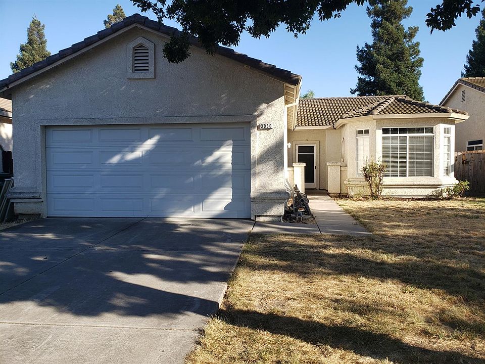 1st image of 3030 Horsetail Dr