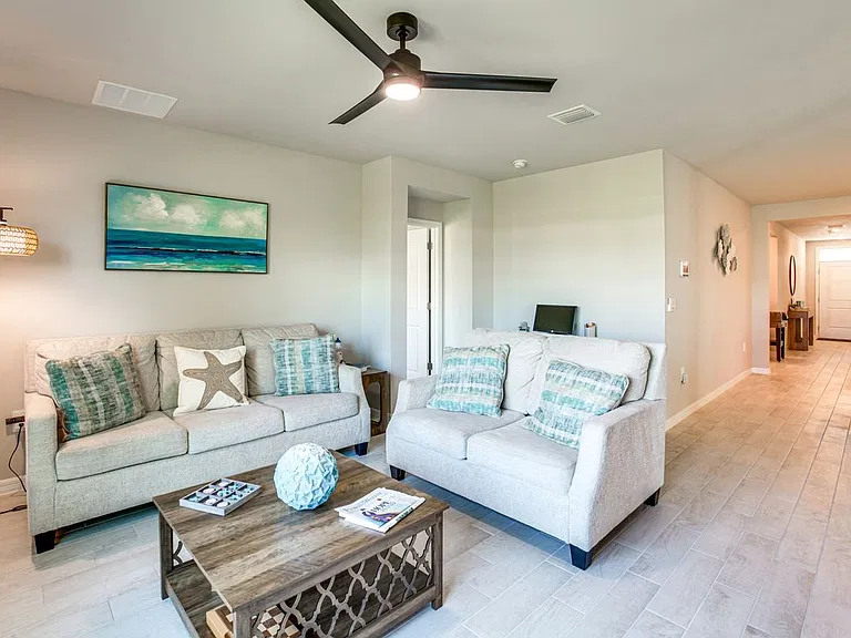 16163 Ortega Dr — Photo 15